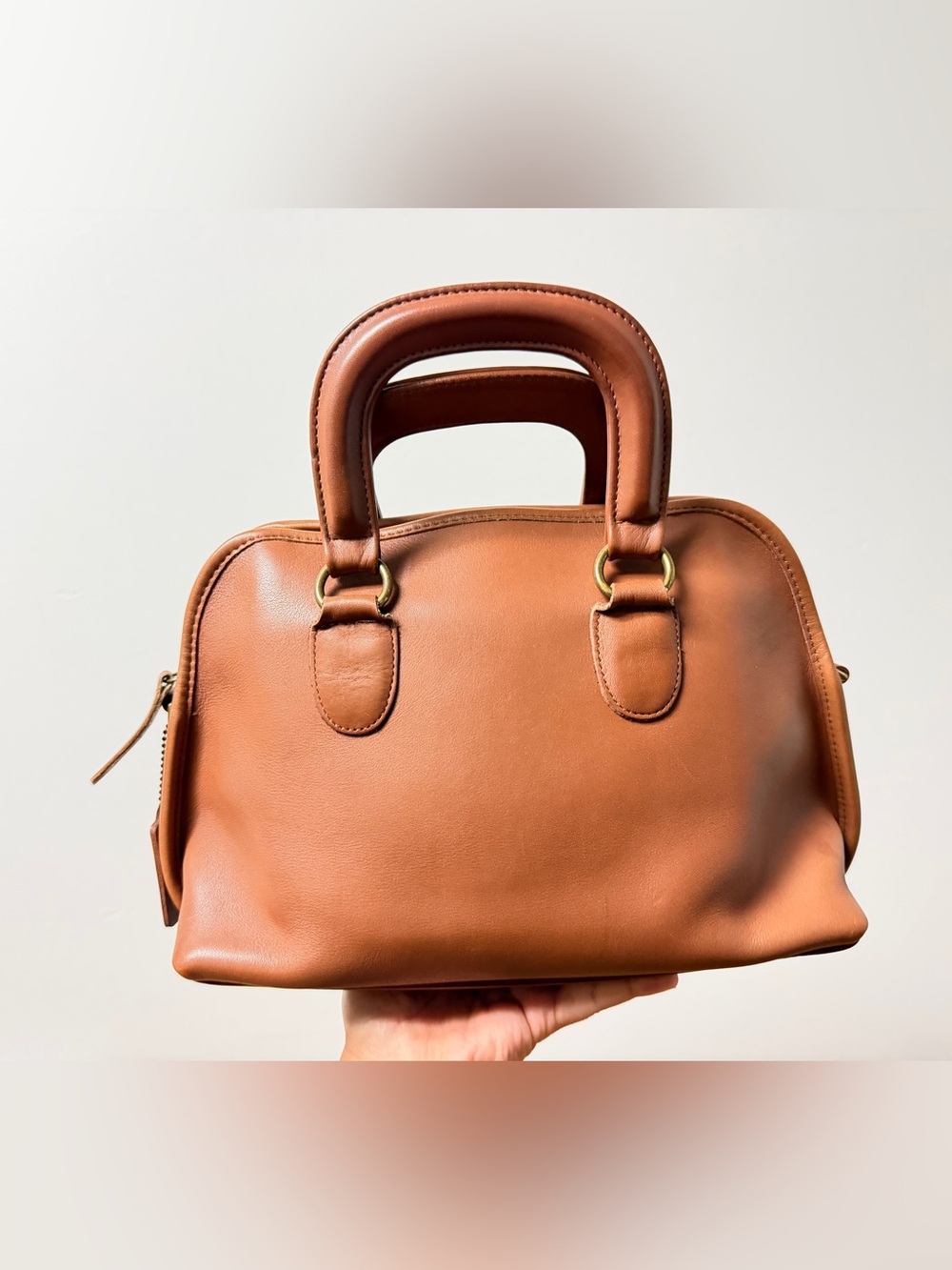 Coach Baxter Bag British Tan Leather Vintage USA Shoulder Handbag